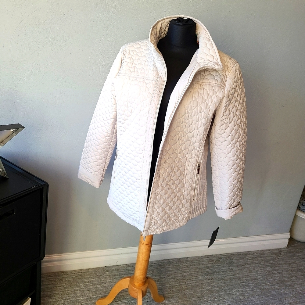 Light Weight Quilted Jacket